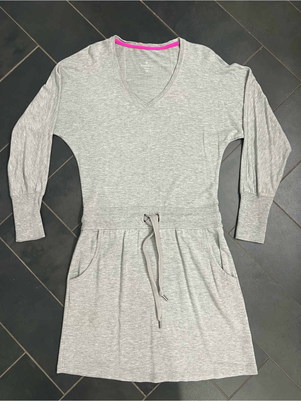 Athleta V-Neck Sporty Soft Grey Mini Dress, XS, EUC